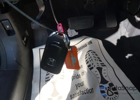 2015 Honda Cr-V Touring z USA, uszkodzony, nr VIN 5J6RM3H95FL025882